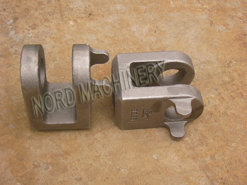 hydraulic clevis 13